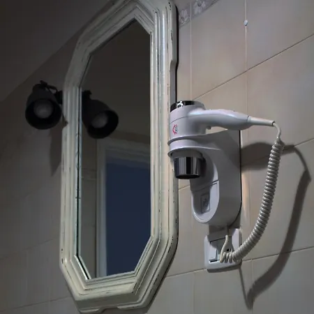 Pensión Parco Dei Canape