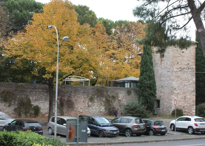 Pensión Parco Dei Canape *